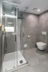 Deluxe Doppelzimmer mit Zusatzbett - Garni Hotel Cirman Ljubljana - Bild 4