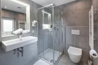 Superior Doppelzimmer - Garni Hotel Cirman Ljubljana - Bild 4